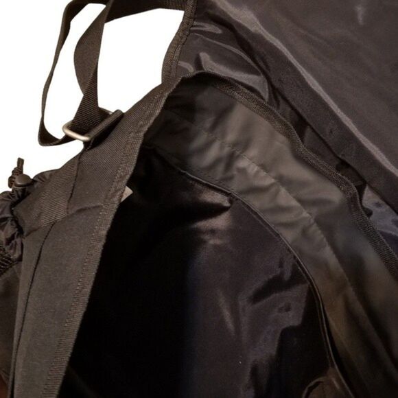 Williams Sonoma Pottery Barn Kids Black Messenger Bag - Picture 3 of 4